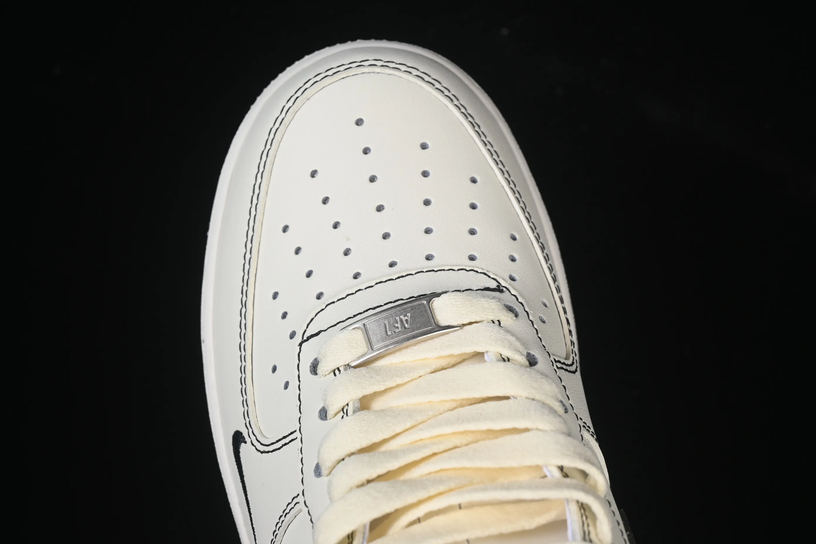 All categories Nk Air Force 1 Air Force series Nk Air Force 1 Low Air Force low-top Nike Air Force 1'07 Low distressed black hook Air Force 1 low-top casual sneakers ZH0316-093